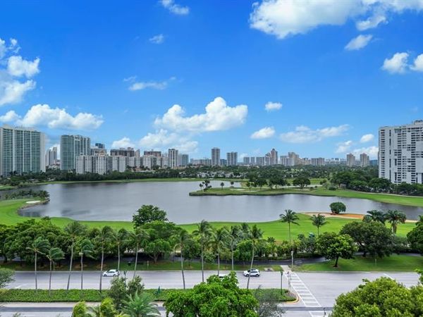 3625 N Country Club Dr, Unit 1208, Aventura, FL 33180