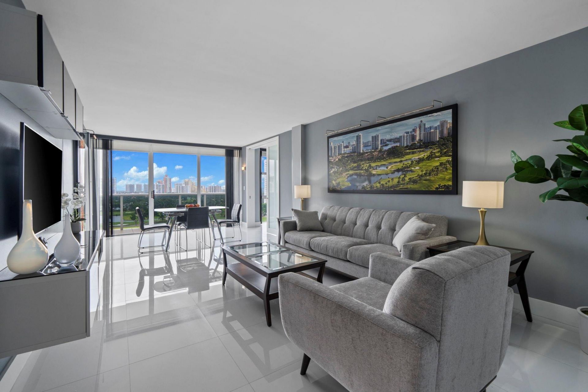 3625 N Country Club Drive, Unit 1208, Aventura, FL 33180 Photo