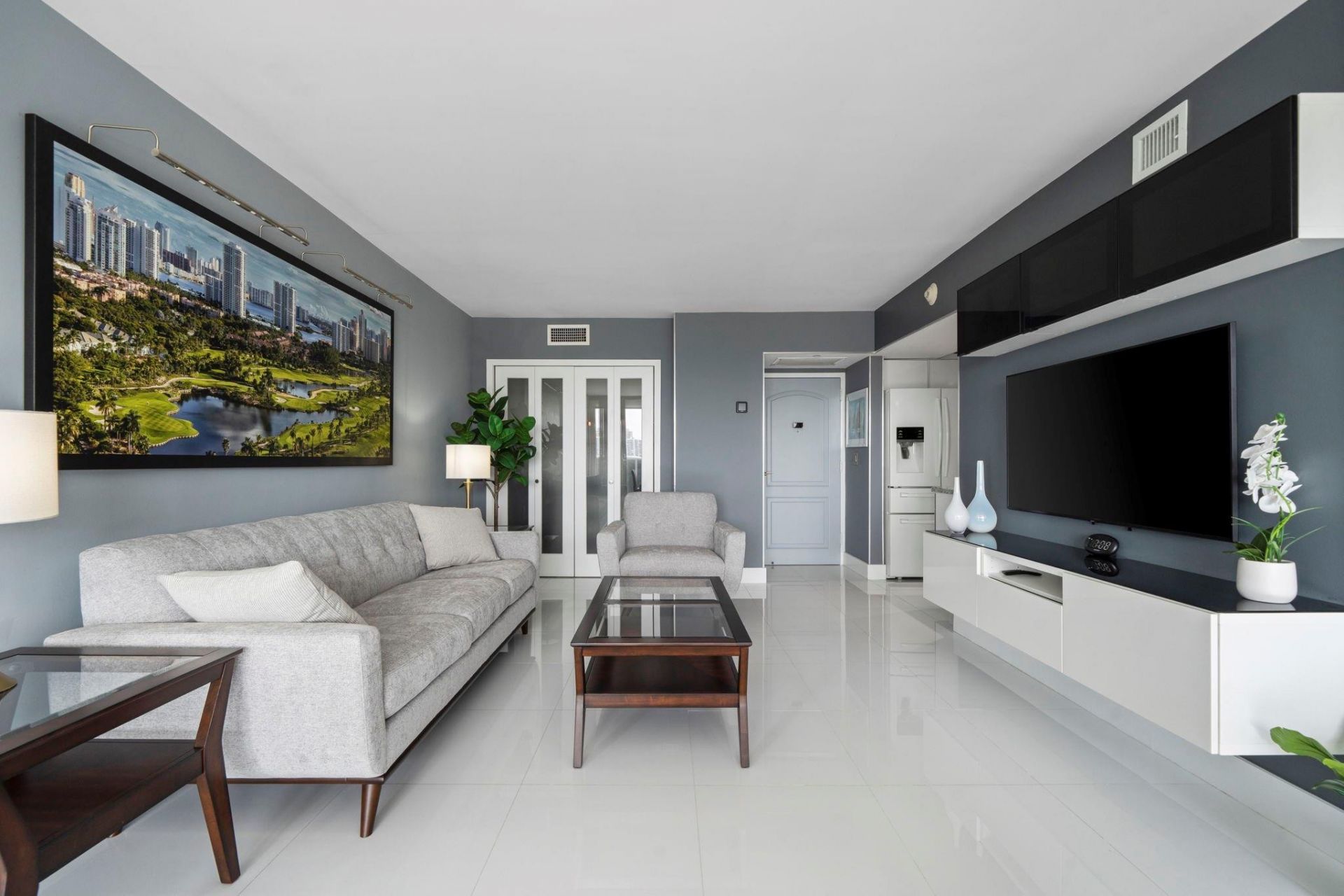 3625 N Country Club Drive, Unit 1208, Aventura, FL 33180 Photo