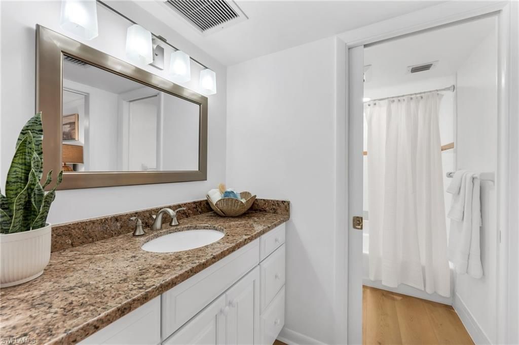 3500 Gulf Shore Blvd N, Unit 402, Naples, FL 34103 Photo