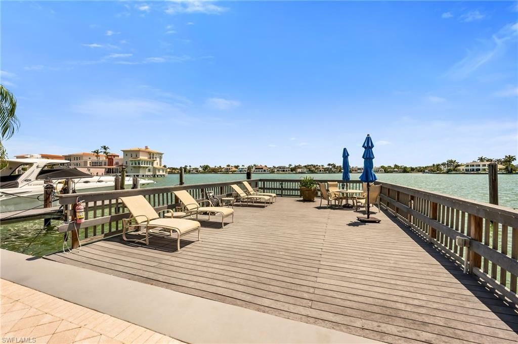 3500 Gulf Shore Blvd N, Unit 402, Naples, FL 34103 Photo