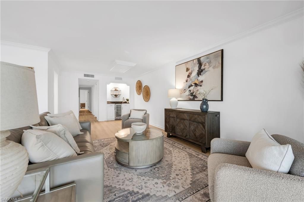 3500 Gulf Shore Blvd N, Unit 402, Naples, FL 34103 Photo