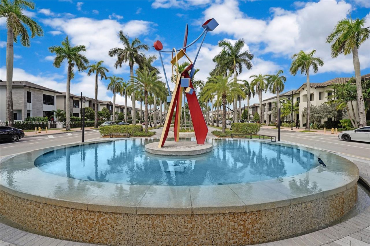 8167 NW 41st St, Unit E-203, Doral, FL 33166 Photo