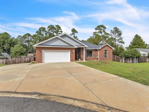8122 Sheffield Pl, Pensacola, FL 32506