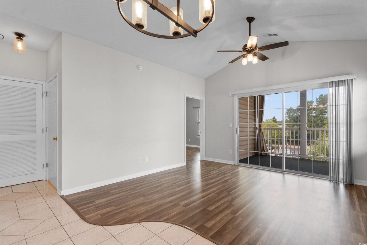 2040 Cross Gate Blvd. Photo 11