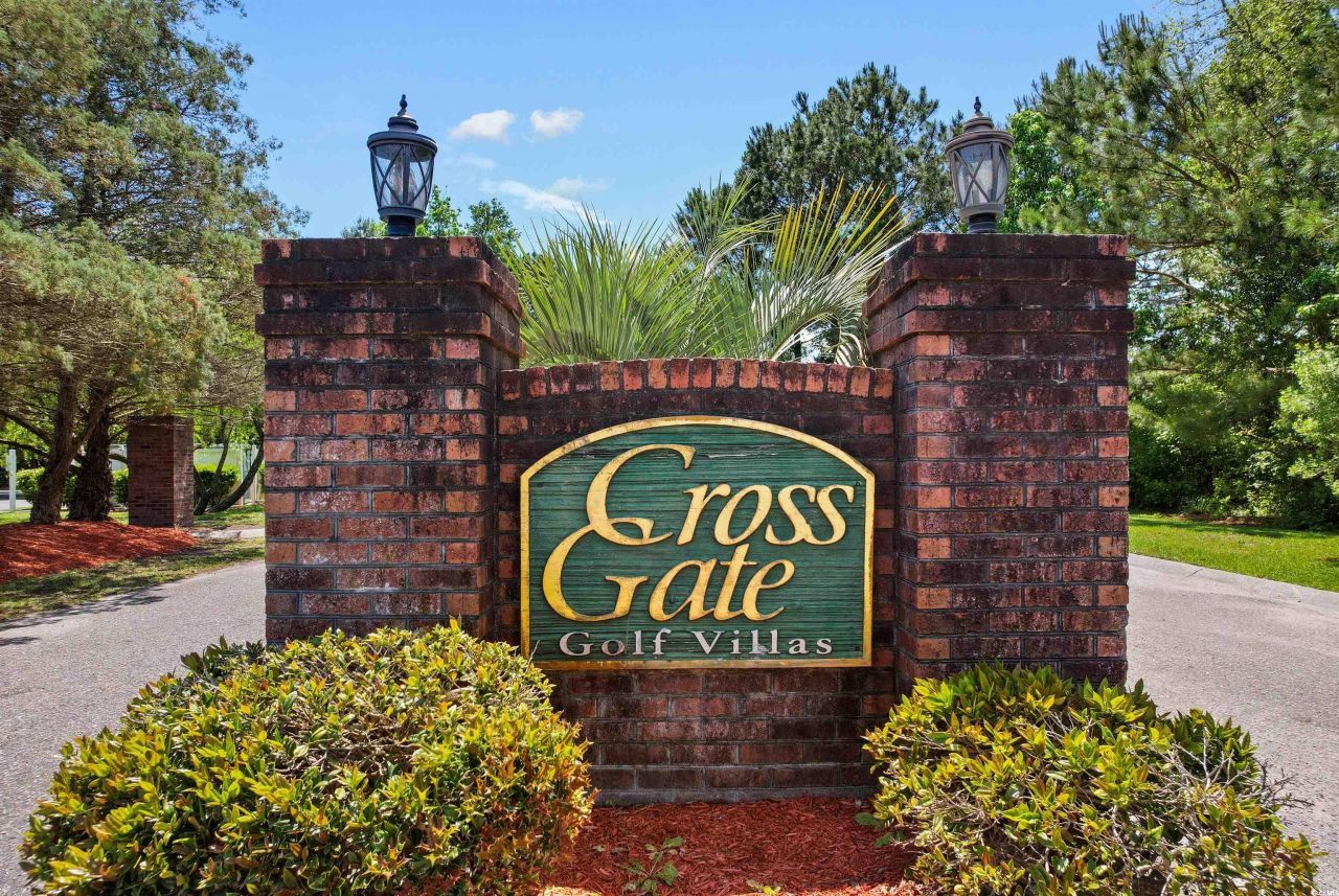 2040 Cross Gate Blvd. Photo 39