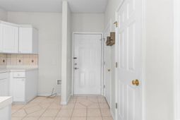 2040 Cross Gate Blvd. photo 4