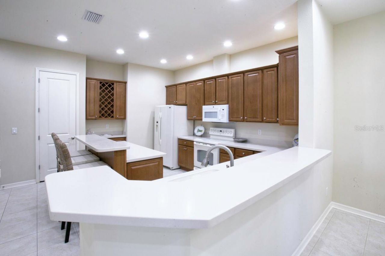 7321 Emma Road, Bradenton, FL 34209 Photo