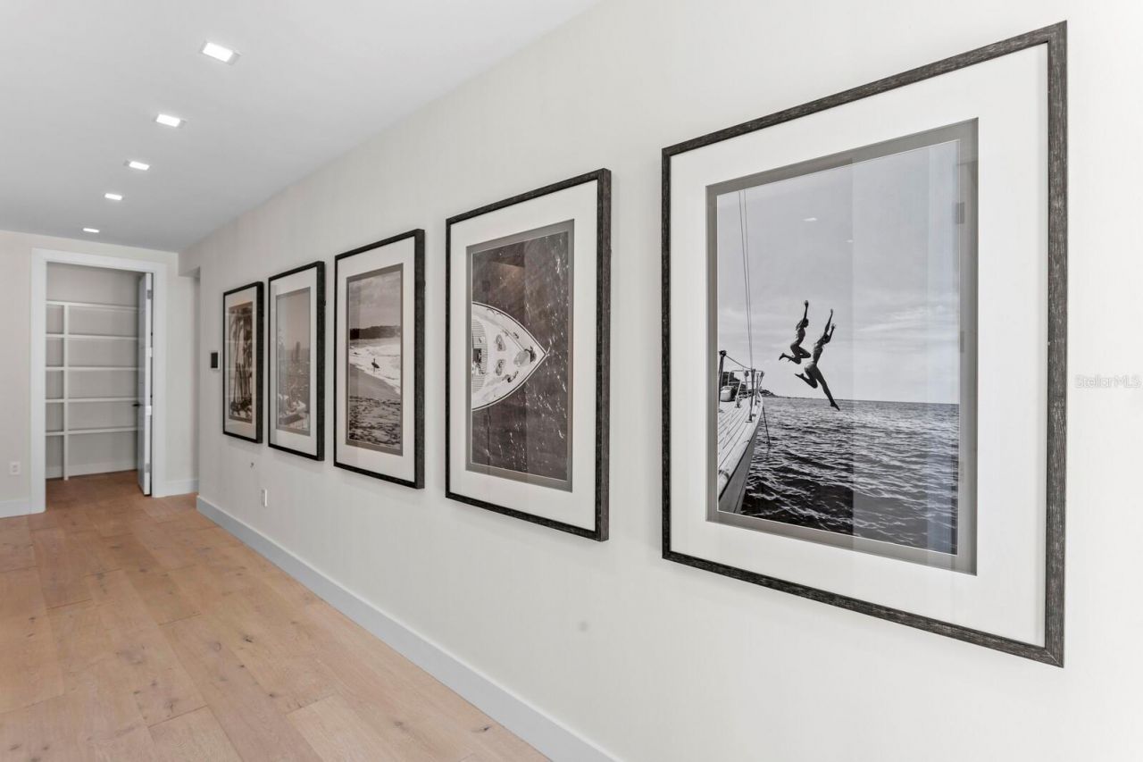 5129 W Neptune Way, Tampa, FL 33609 Photo