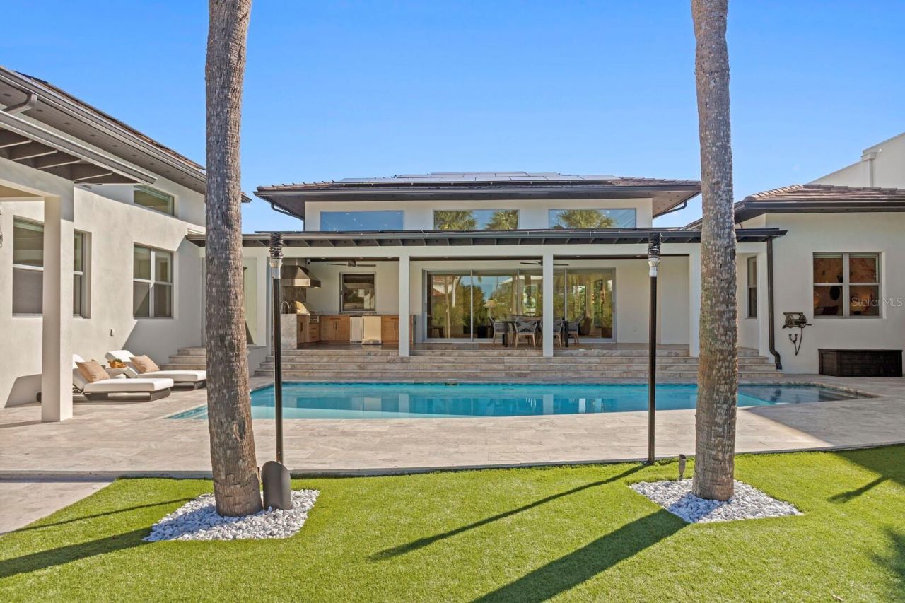 5129 W Neptune Way, Tampa, FL 33609 Photo