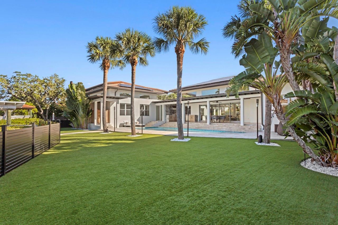 5129 W Neptune Way, Tampa, FL 33609 Photo