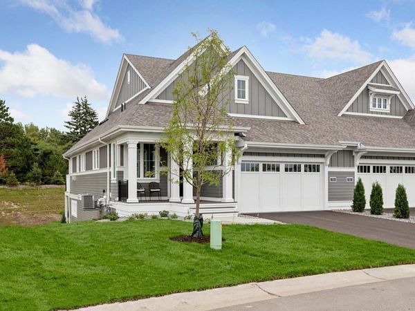 79 Spring Farm Road, North Oaks, MN 55127