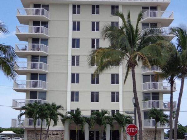 125 Ocean Avenue, Unit 216, Palm Beach Shores, FL 33404