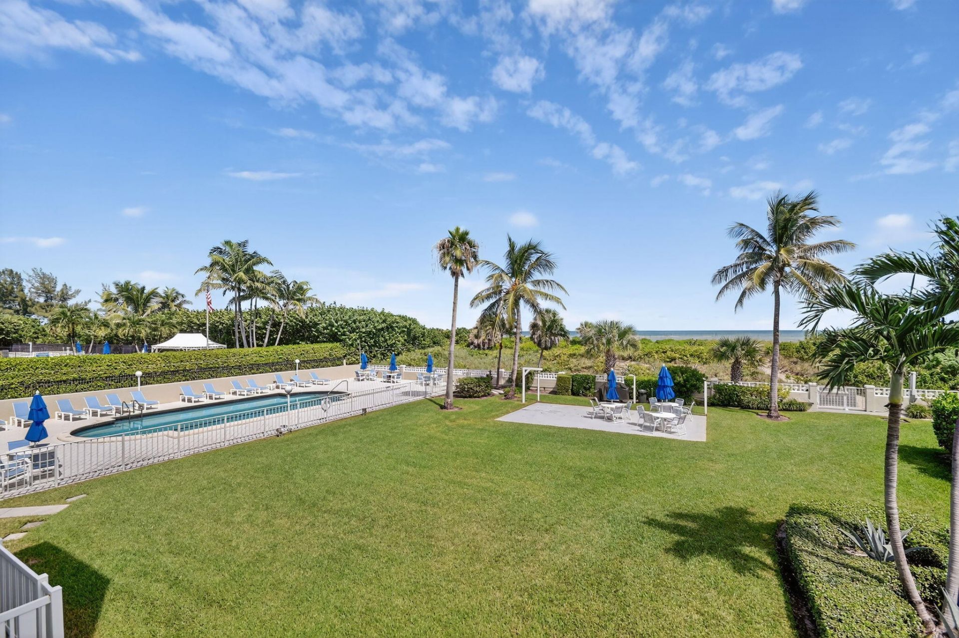 125 Ocean Avenue, Unit 216, Palm Beach Shores, FL 33404 Photo