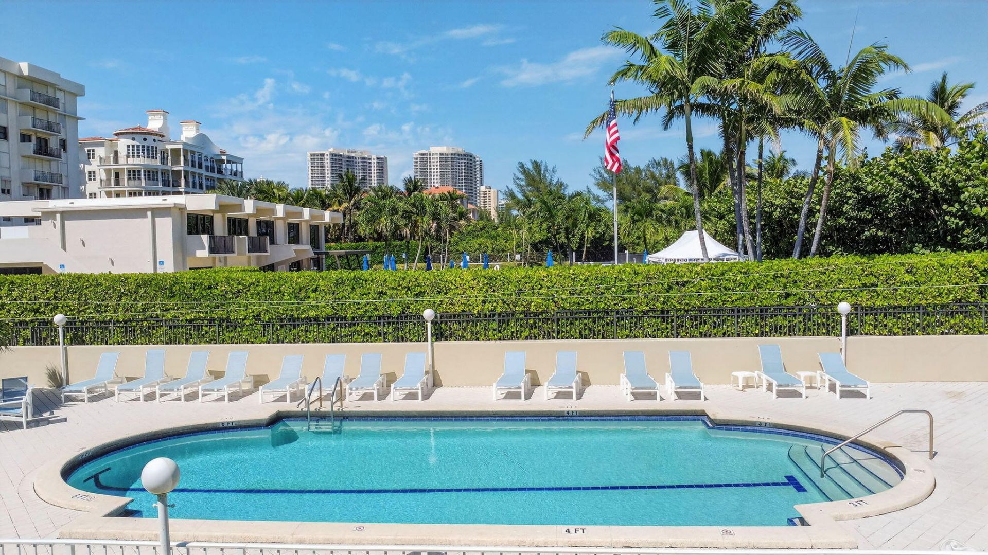 125 Ocean Avenue, Unit 216, Palm Beach Shores, FL 33404 Photo