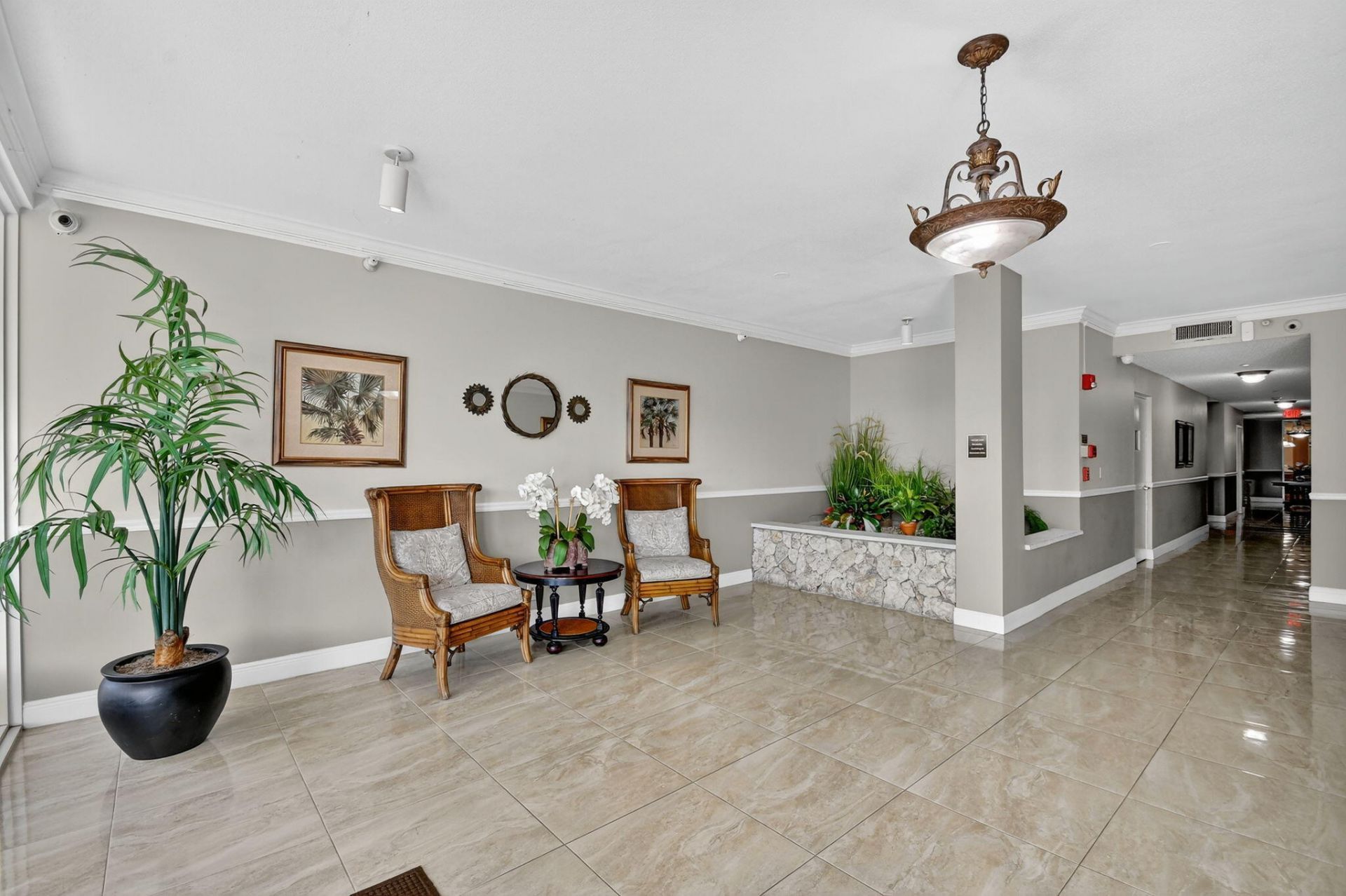 125 Ocean Avenue, Unit 216, Palm Beach Shores, FL 33404 Photo