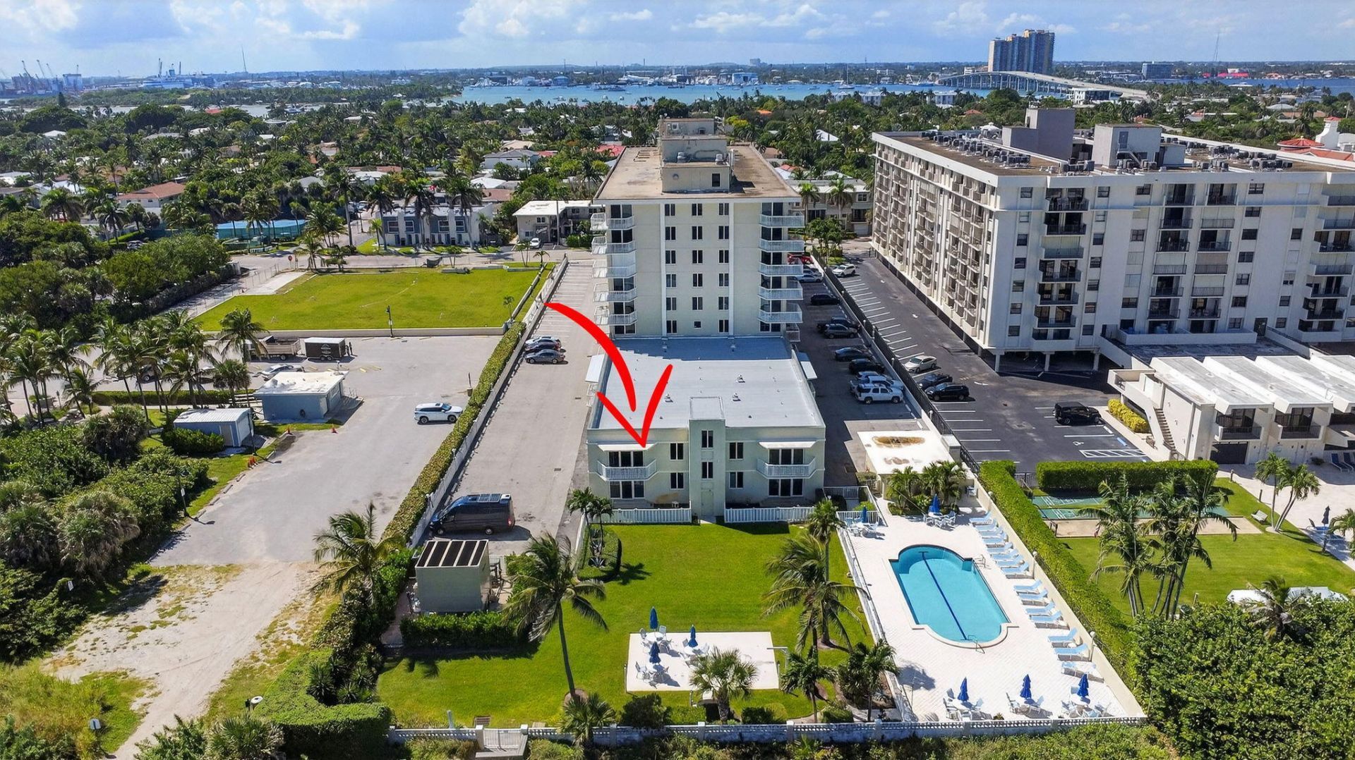 125 Ocean Avenue, Unit 216, Palm Beach Shores, FL 33404 Photo