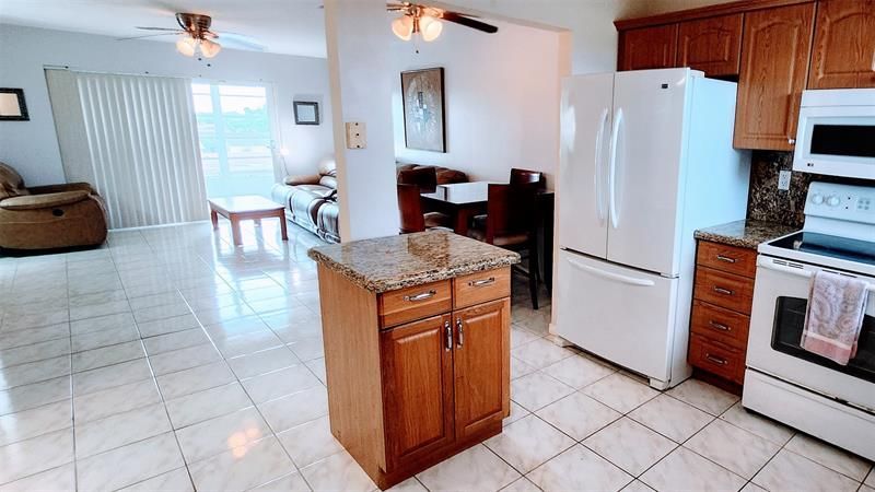 2721 N Pine Island Road, Unit 309, Sunrise, FL 33322 Photo
