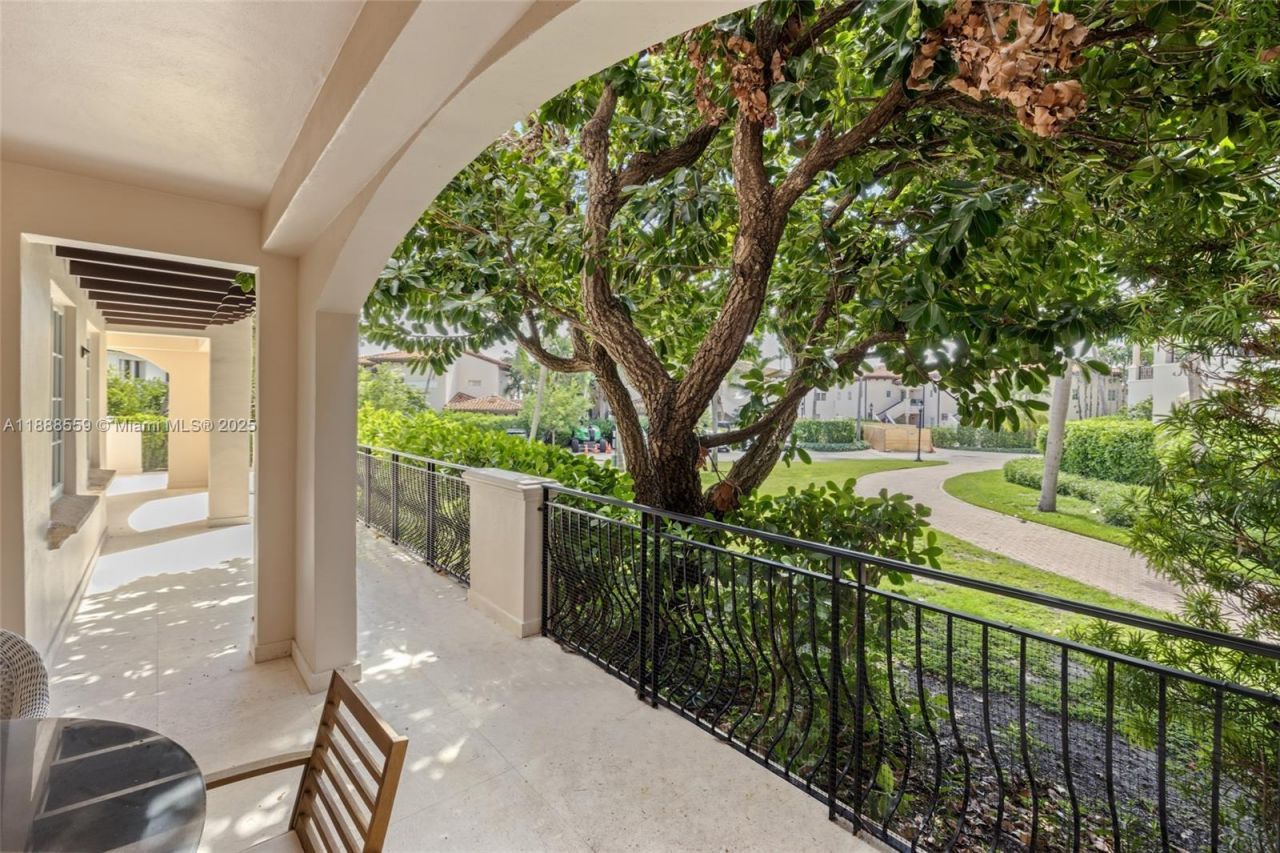 19216 Fisher Island Dr, Unit 19216, Miami Beach, FL 33109 Photo