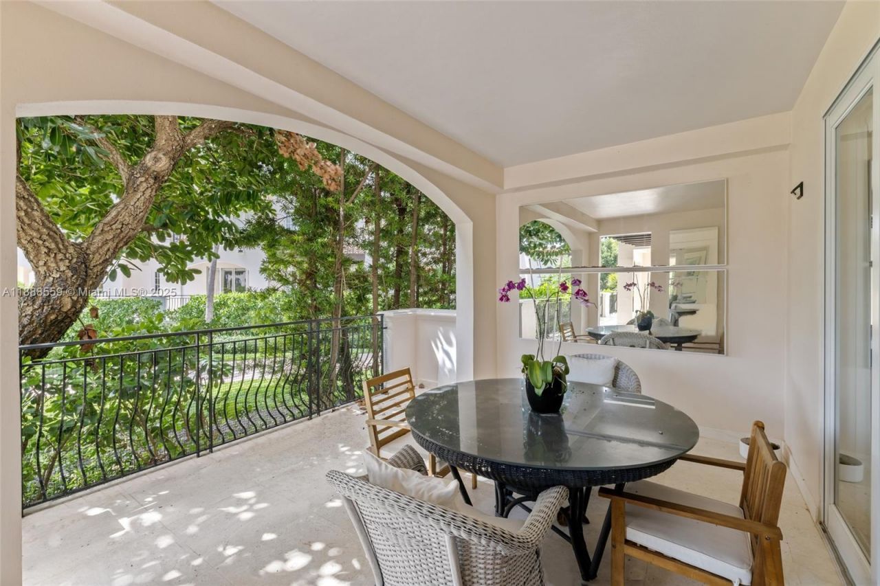 19216 Fisher Island Dr, Unit 19216, Miami Beach, FL 33109 Photo