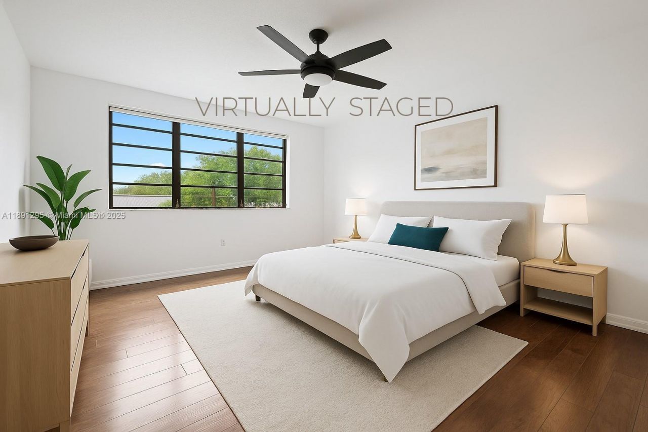 1010 NE 204th Ter, Miami, FL 33179 Photo