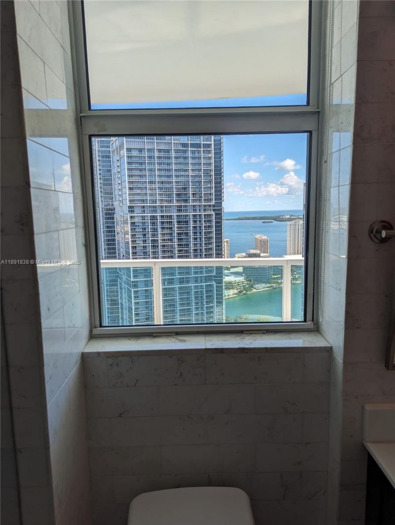 41 SE 5th St, Unit 2302, Miami, FL 33131 Photo