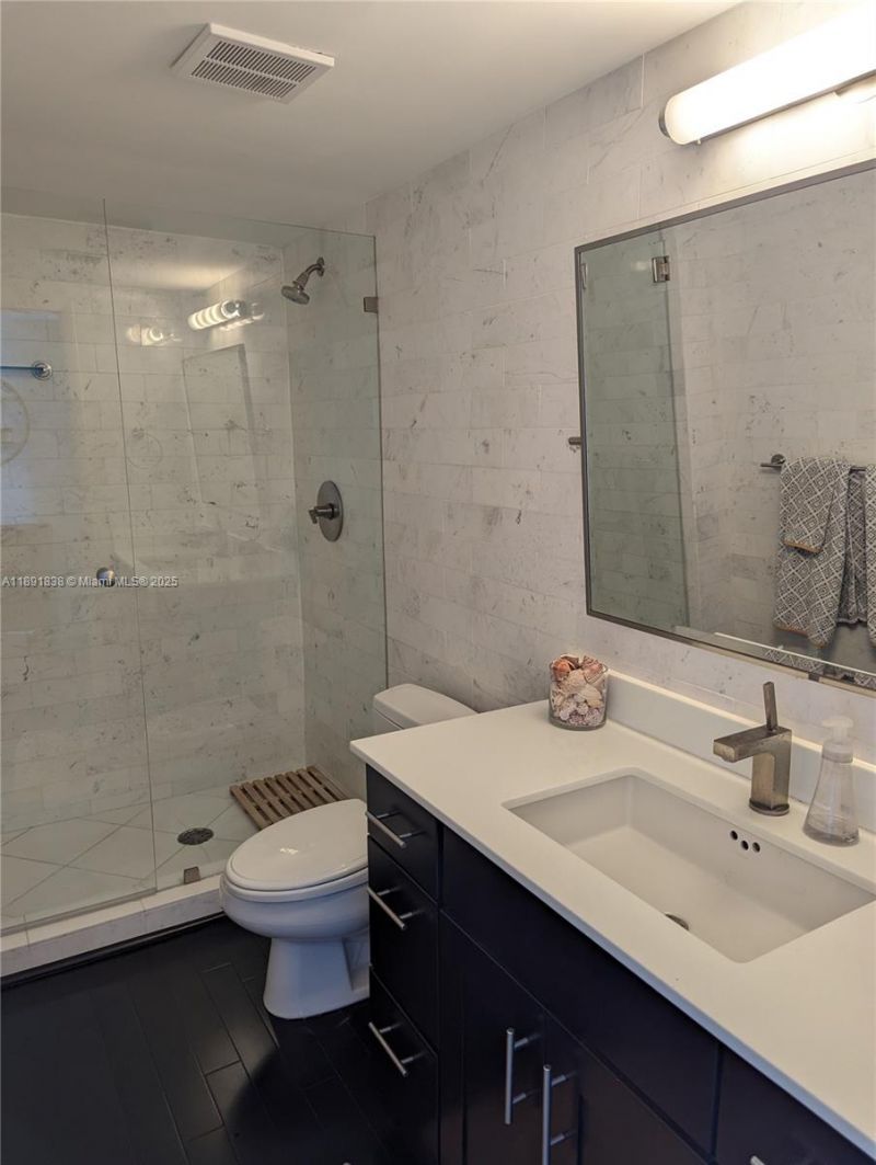 41 SE 5th St, Unit 2302, Miami, FL 33131 Photo