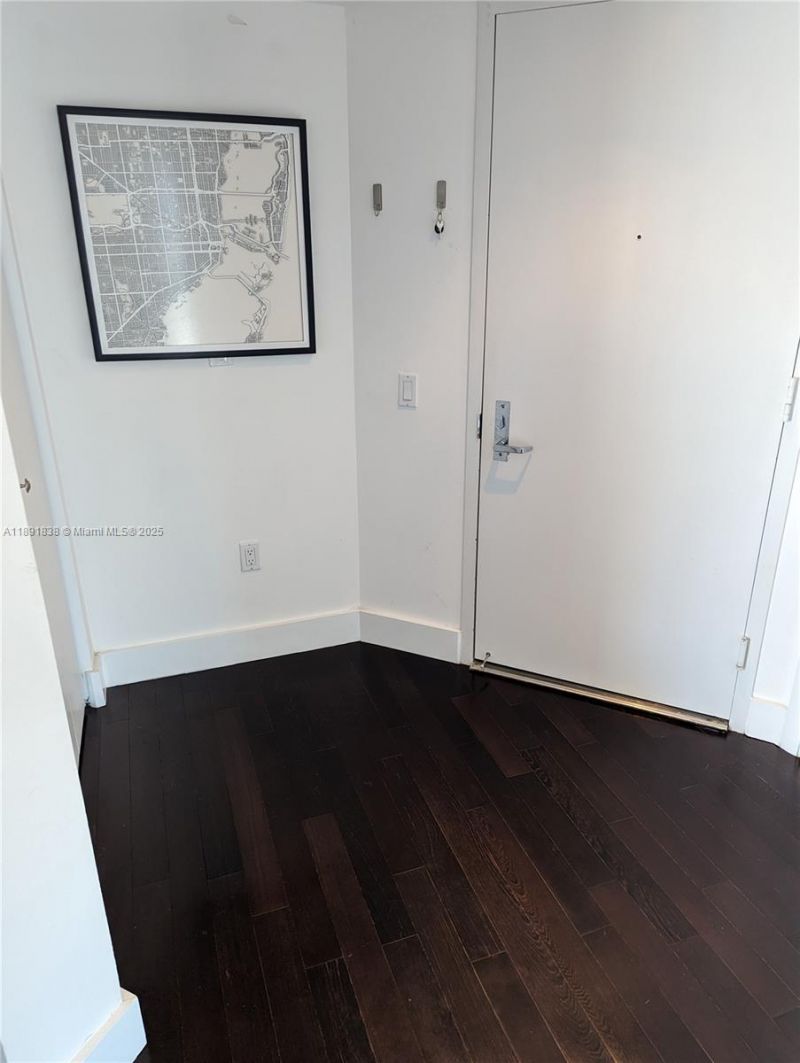 41 SE 5th St, Unit 2302, Miami, FL 33131 Photo