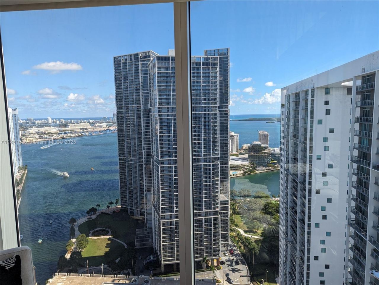 41 SE 5th St, Unit 2302, Miami, FL 33131 Photo