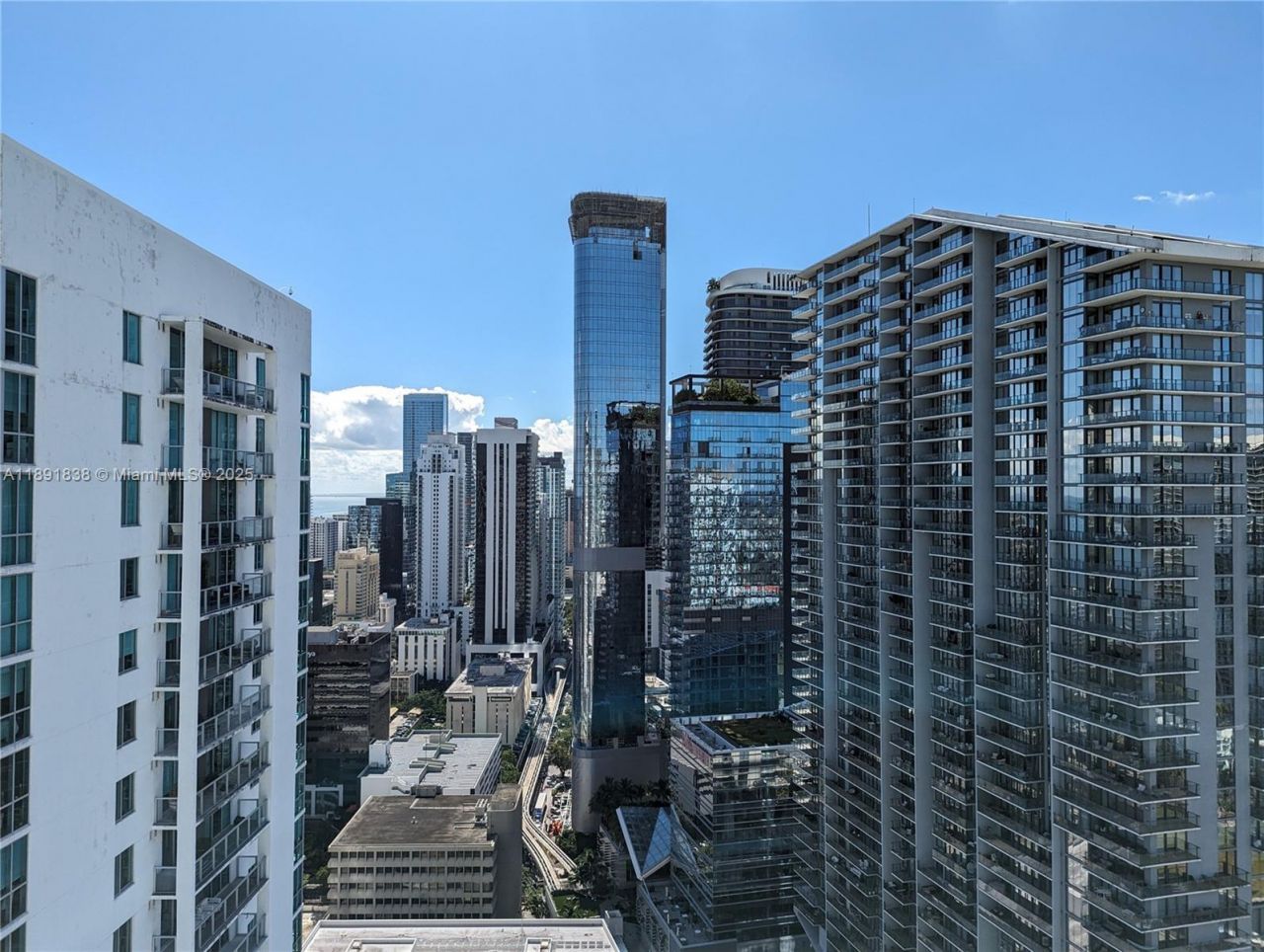 41 SE 5th St, Unit 2302, Miami, FL 33131 Photo