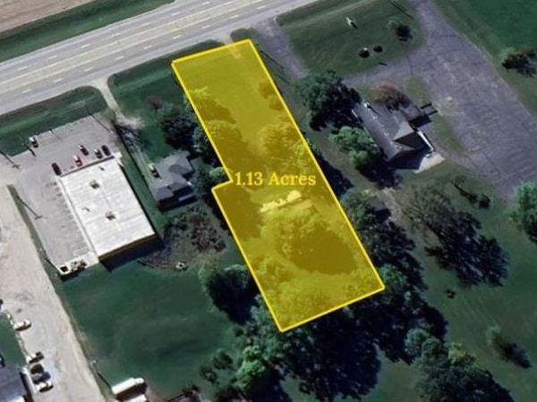 W Commerce Road, Daleville, IN 47334