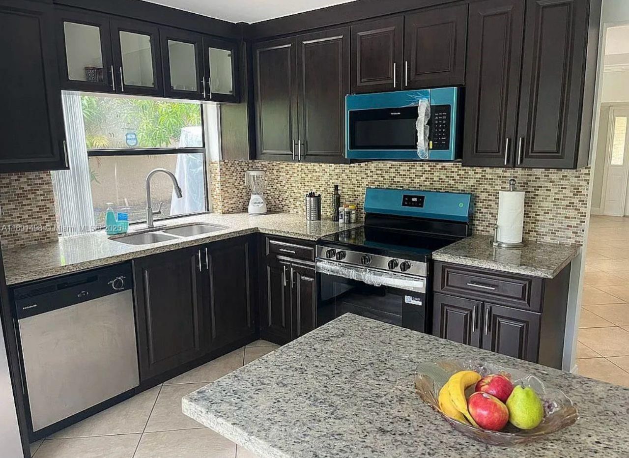 13352 SW 108th St Cir, Miami, FL 33186 Photo