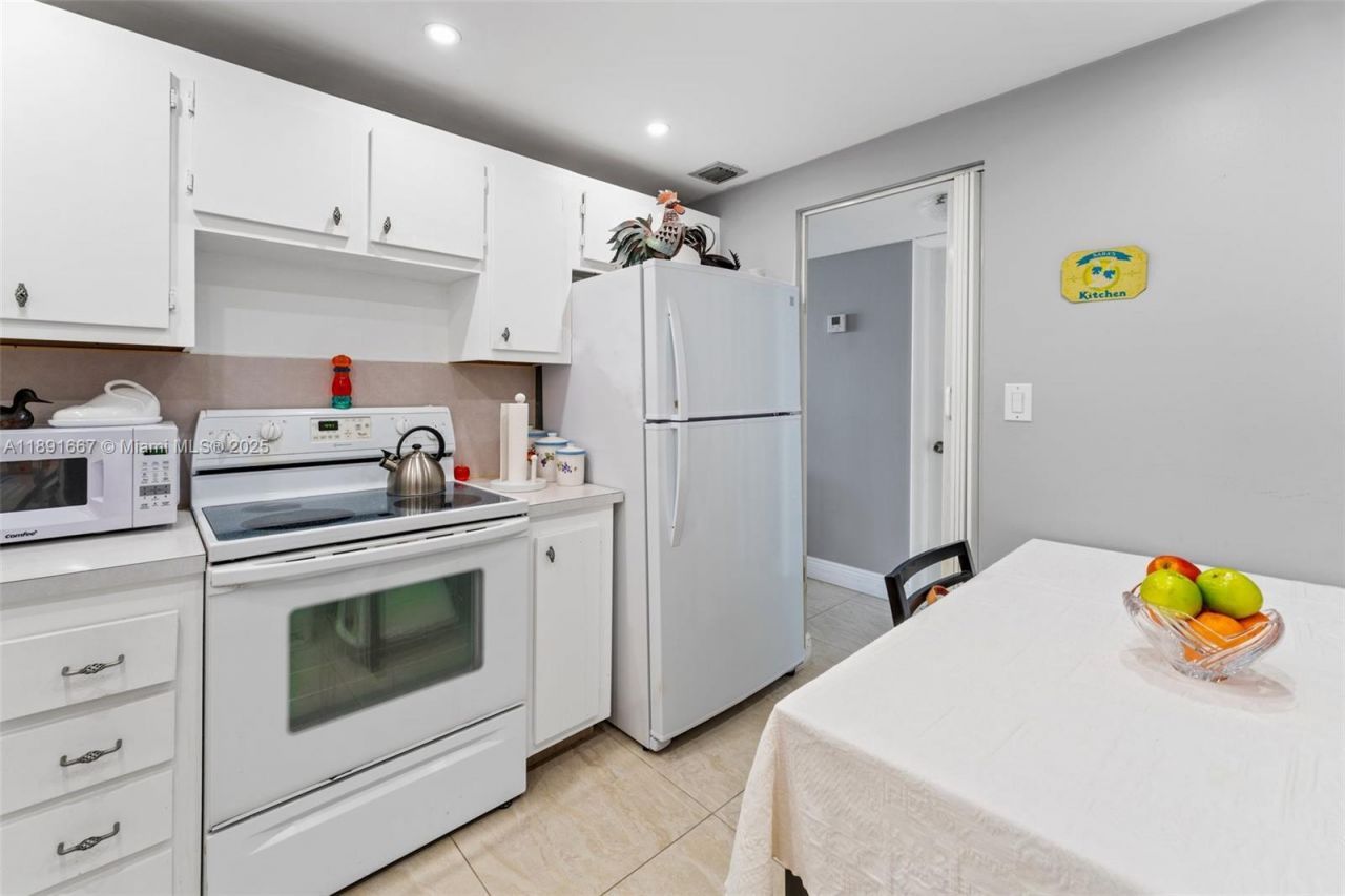 3800 S Ocean Dr, Unit 1722, Hollywood, FL 33019 Photo