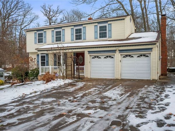 7925 Skylineview Drive, Concord, OH 44060