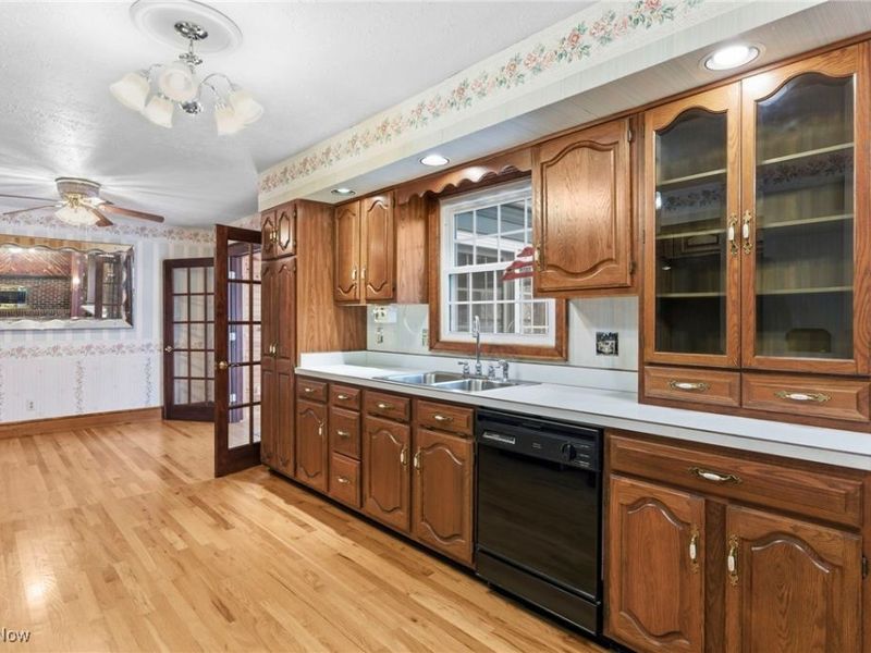 7925 Skylineview Drive, Concord, OH 44060 Photo 11