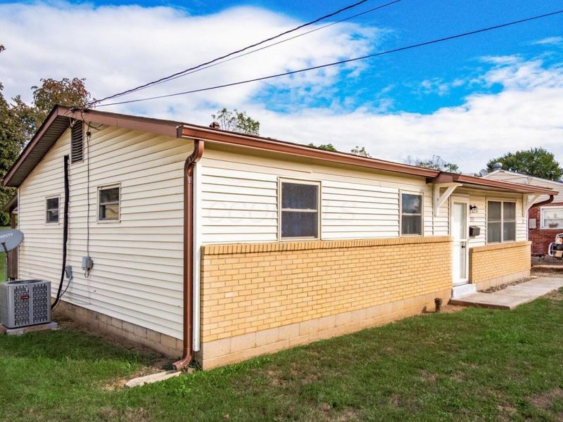 233 Lewis Avenue, Lancaster, OH 43130 Photo 2