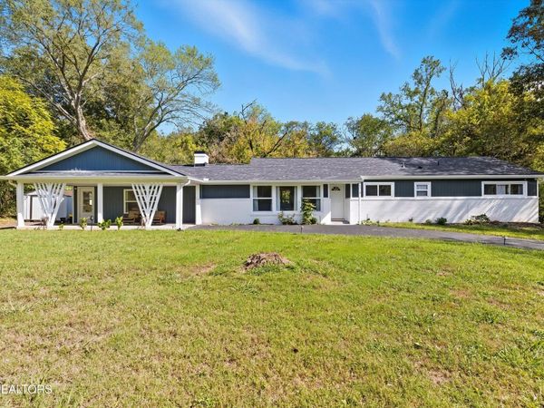 4712 Plymouth Rd, Knoxville, TN 37914