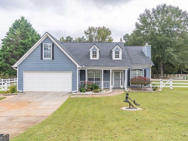 395 Flintlock Drive, Dacula, GA 30019