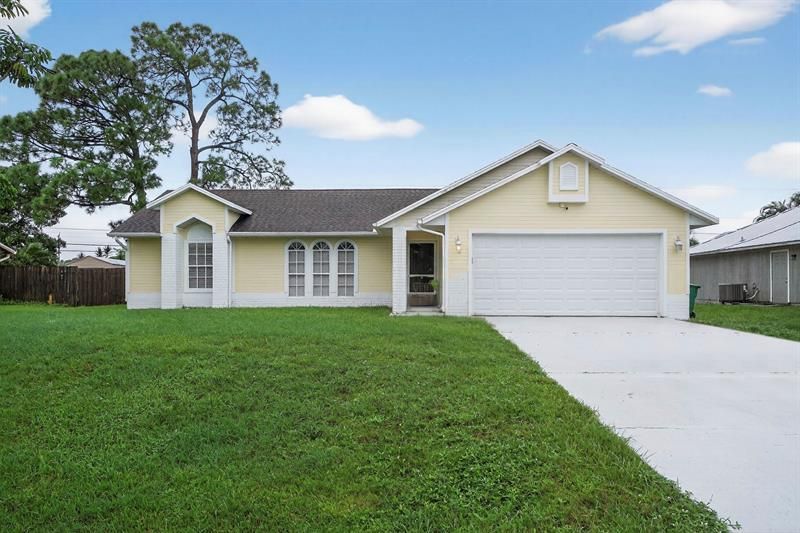1866 SW Day Street, Port Saint Lucie, FL 34953 Photo