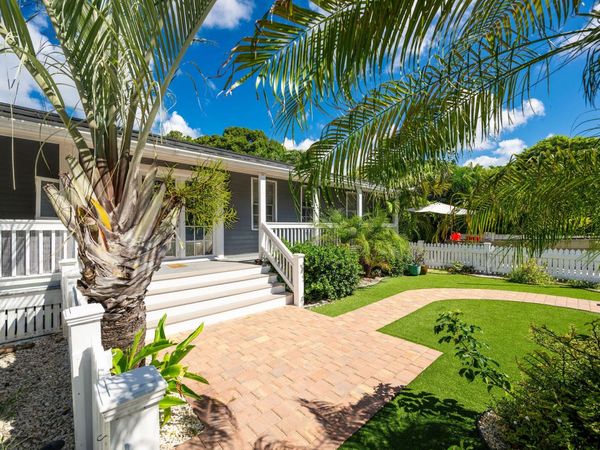 2827 Staples Avenue, KEY WEST, FL 33040