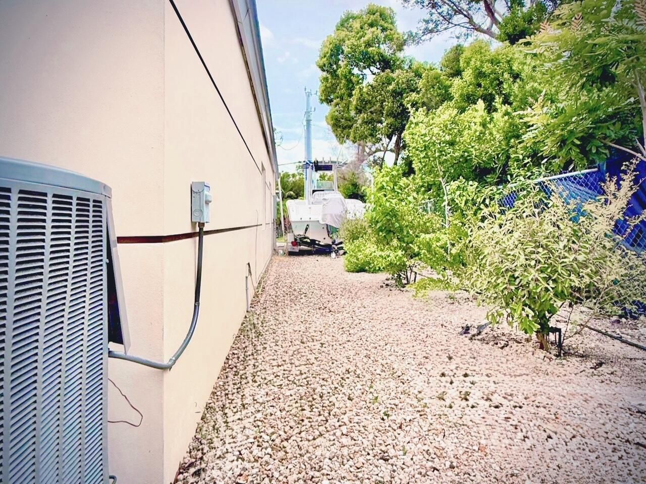 38 Coral Way, Key Largo, FL 33037 Photo