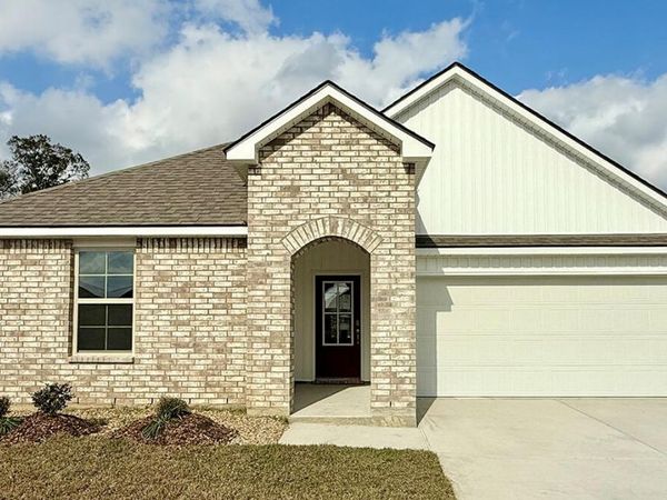 335 White Pine Drive, Lafayette, LA 70501