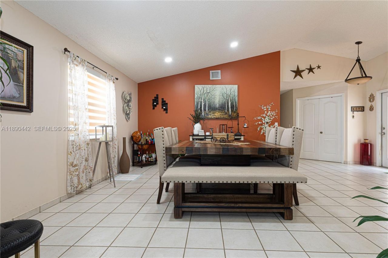 4810 SW 153rd Ter, Miramar, FL 33027 Photo