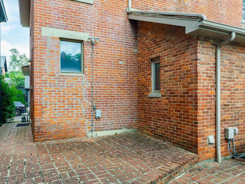 279-281 E Beck Street, Columbus, OH 43206 Photo 13