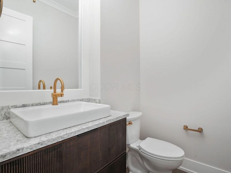 7018 Claymore Drive, Dublin, OH 43017 Photo 9