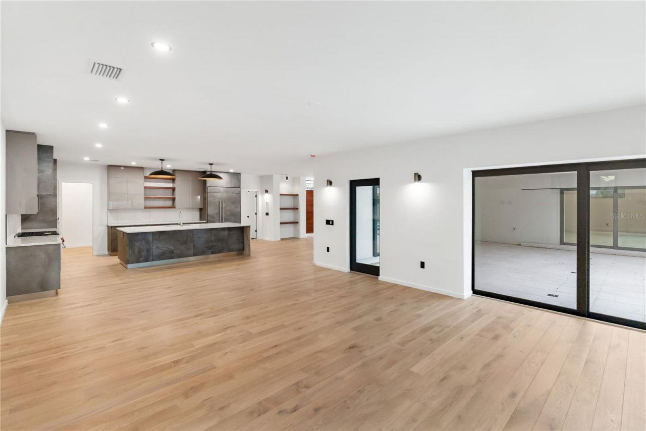 1759 Waldemere Street, Sarasota, FL 34239 Photo