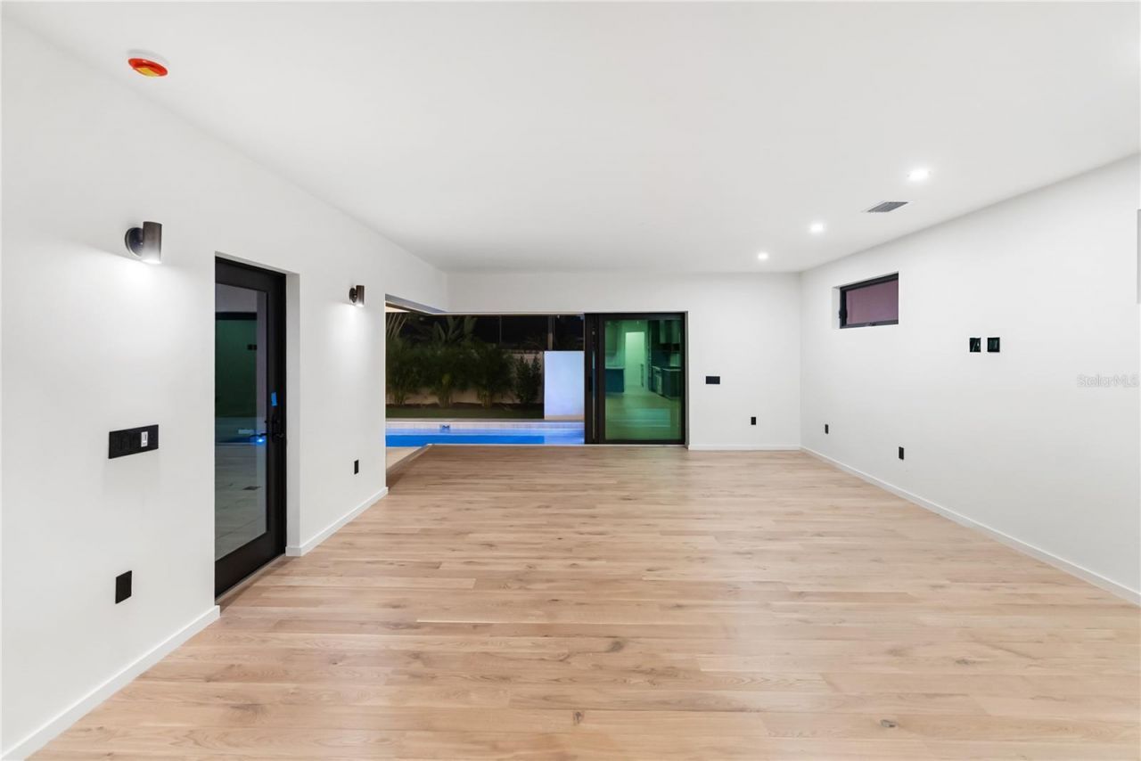 1759 Waldemere Street, Sarasota, FL 34239 Photo