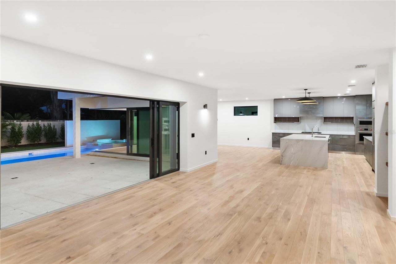 1759 Waldemere Street, Sarasota, FL 34239 Photo