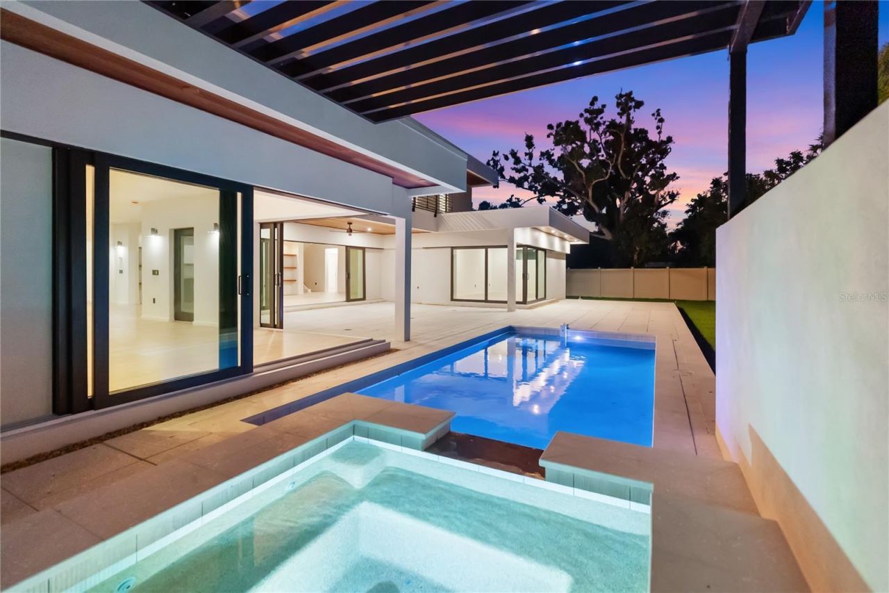 1759 Waldemere Street, Sarasota, FL 34239 Photo