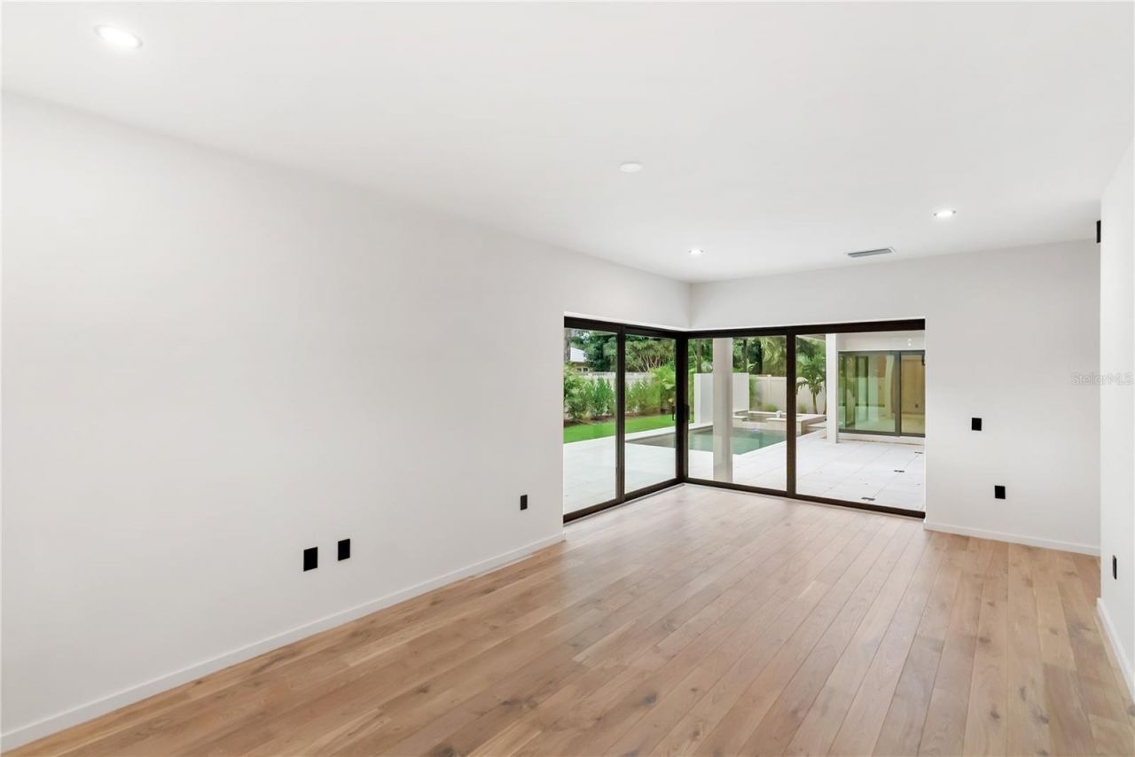 1759 Waldemere Street, Sarasota, FL 34239 Photo